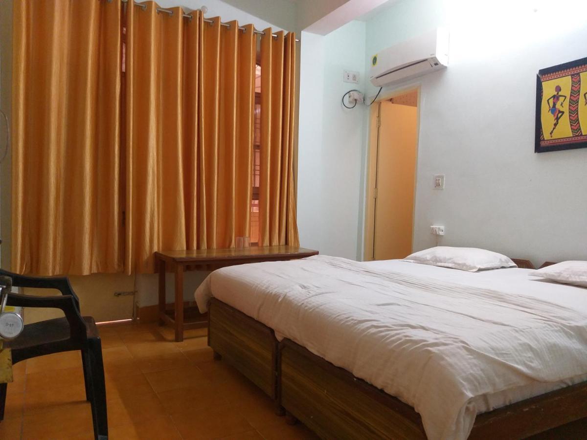 Hotel Ganga View Harry Stay Shivpuri  Bagian luar foto
